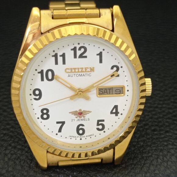 Vintage 1973 Citizen Automatic Mens Gold Watch W/daydate & White accents - Picture 4 of 10